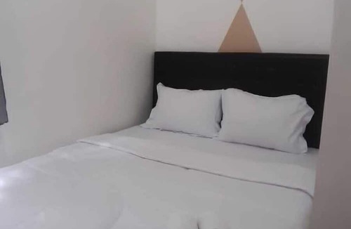 Jombang Hotel | D'Ariska Rooms Homestay