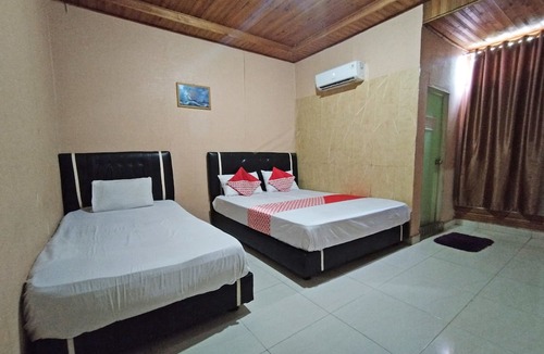 Kuala Tungkal Hotel | OYO Life 92291 Hotel Cahaya Syariah