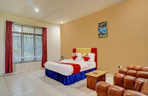 Kota Sidikalang Hotel | Capital O 92214 Beristera Hotel