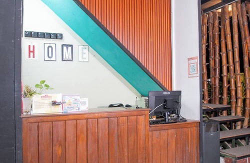 Nganjuk House | Omah Pandhoek Hotel Alun Alun Nganjuk by Sajiwa