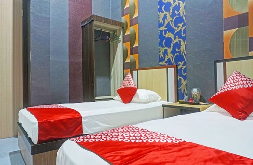 Jeneponto Hotel | Collection O 91488 Hotel Lingkarsut Jeneponto Near Patung kuda, Jeneponto