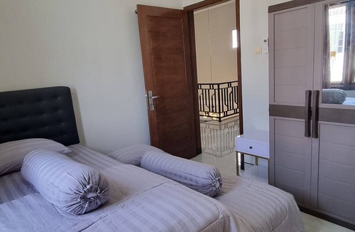 Depok House | Oemah Wisata RinginSari