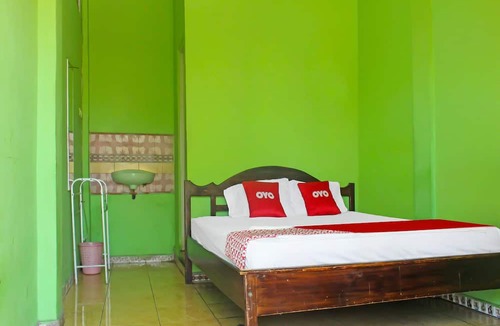 Kupang Hotel | OYO 91721 Hotel Brenton