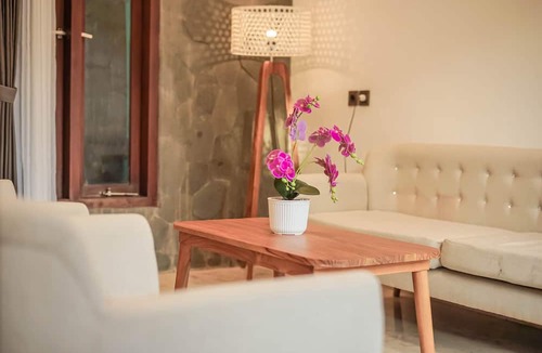 Kutuh Kaja Hotel | Tirta Arum