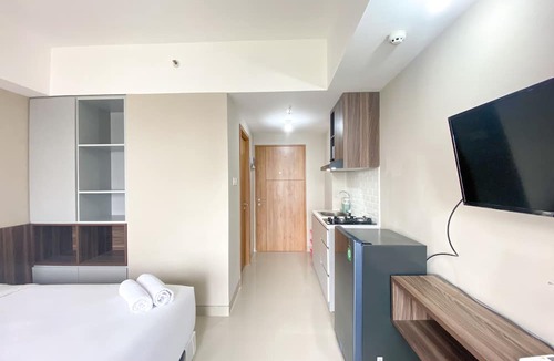 Duren Sawit Apartment | Well Furnished and Cozy Studio at LRT City Jatibening Apartment