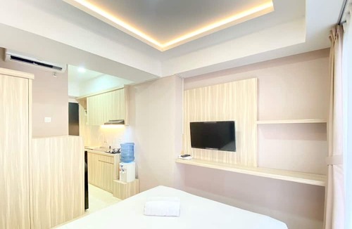 Malabar Apartment | Homey Studio Room At Grand Asia Afrika Apartment