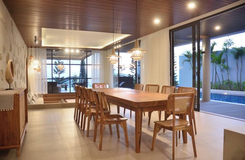 Bandung Villa | Sunshine City View Villa 6BR wth a private Heated Pool