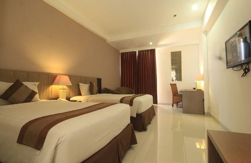 Kupang Hotel | Hotel On The Rock