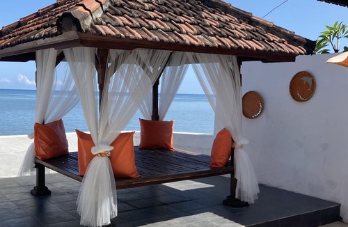 Lovina Hotel | Villa Agung Beach Inn
