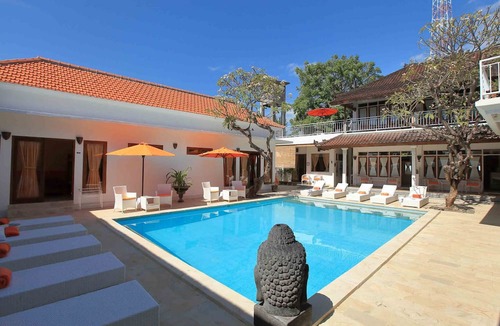 Lovina Hotel | Villa Agung Beach Inn