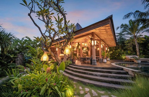 Tumbak Bayuh Hotel | Desa Hay Canggu