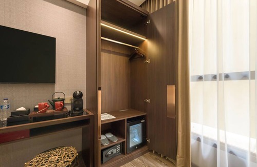 Kebon Sirih Hotel | Ashley Tang Menteng Jakarta