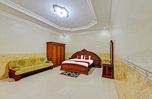 Cilacap Hotel | Collection O 91489 Hotel Tanjung Permata