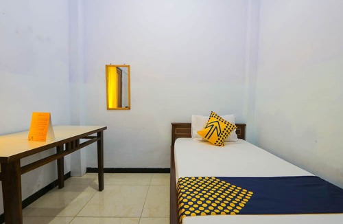 Kayu Agung Hotel | OYO 3205 Penginapan Mikial Ismi Kayuagung Syariah