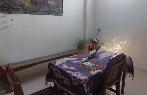 Tomohon Hotel | Hotel O Onong's Homestay Near Dodikjur Rindam XIII/Merdeka