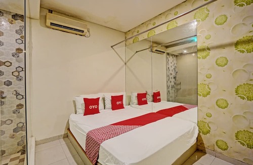 Gubeng Hotel | Super OYO Capital O 92633 Spring Hotel Gubeng