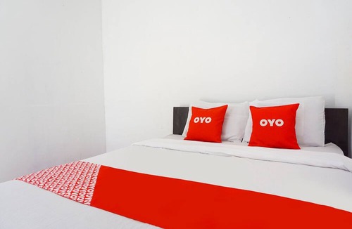 Sidoarjo Hotel | OYO Life 91544 Homestay Biru Blukid