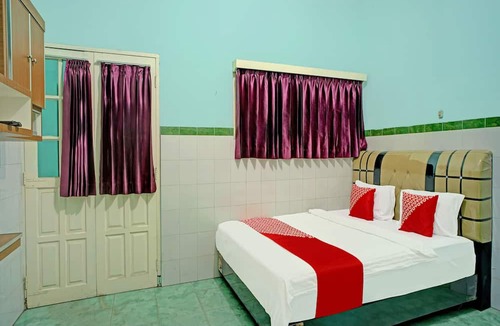 Kisaran Timur Hotel | OYO 91874 Kisaran Residence Syariah