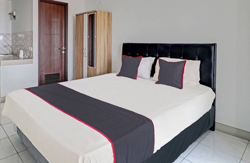 Cibaduyut Hotel | Capital O 92557 Apartemen Mekarwangi Square By Agus