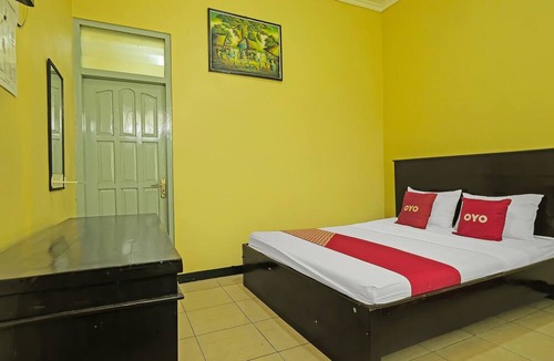 Salatiga Hotel | OYO 92482 Hotel Permata 1