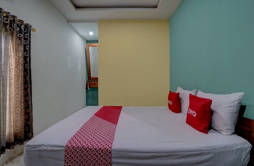 Gresik Hotel | Hotel O Sahabat Syariah Near Plasa Telkom Bawean
