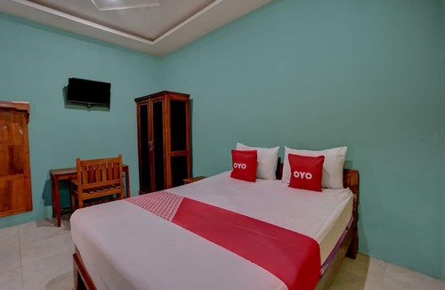Gresik Hotel | Hotel O Sahabat Syariah Near Plasa Telkom Bawean