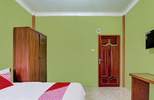 Ujung Batu Hotel | OYO 92551 Netra Hotel