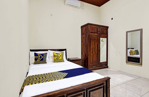Pemalang Hotel | SPOT ON 92424 Wulan Homestay Syariah