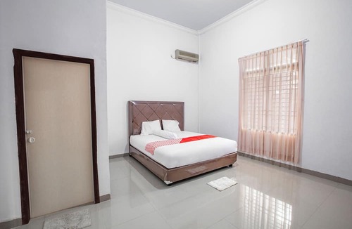 Jambi Hotel | Hotel O Homestay Romauli Kampung Radja