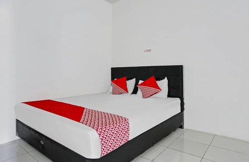 Samarinda Hotel | Super OYO 90550 Good Sleep 3 Samarinda