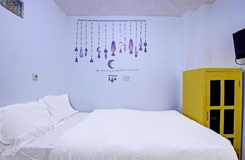 West Cirebon House | Hotel O Kedai Cinta Guest House