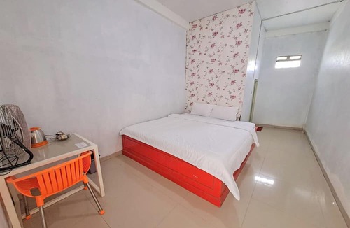 South Ogan Komering Ulu Hotel | OYO 92520 Safira Guest House Danau Ranau