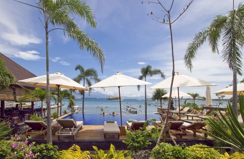 Mushroom Bay Resort | Lembongan Bay Shore Huts