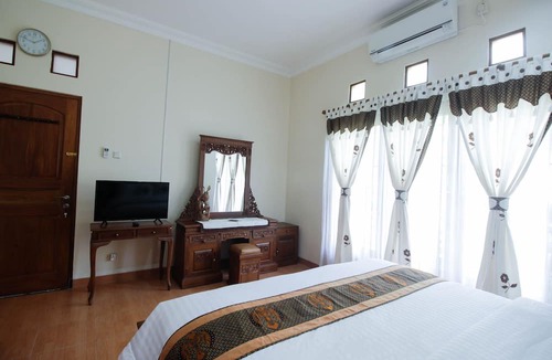 Sinduadi House | Joy House by NGINAP