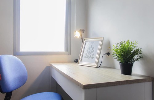 Panunggangan Utara Apartment | Bright Studio Apartment at Springwood Residence