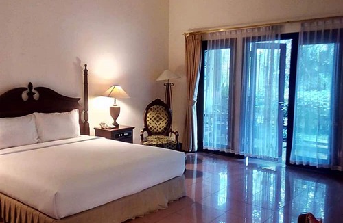 Magelang Hotel | The Oxalis Regency Hotel Magelang