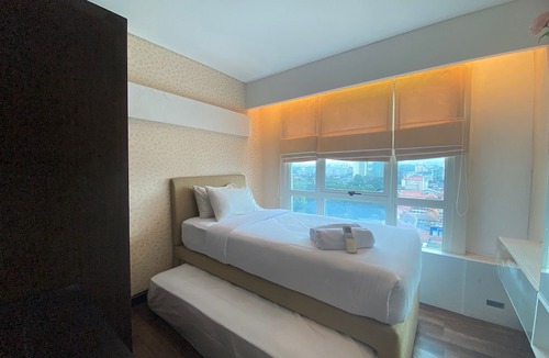 Braga Apartment | Deluxe & Well Appointed 2BR at El Royale Apartment