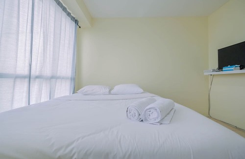 Kayu Putih Apartment | Tifolia Studio Apartment with Double Bed near LRT Station