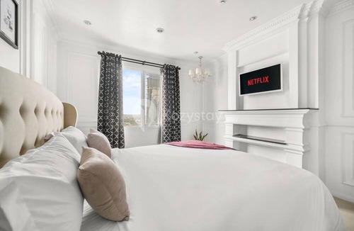 Jakarta Apartment | PALAIS by Kozystay