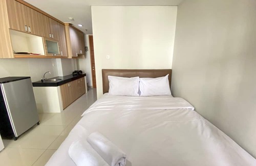 Hegarmanah Apartment | Stylish & Comfy Studio at Dago Suites Apartment