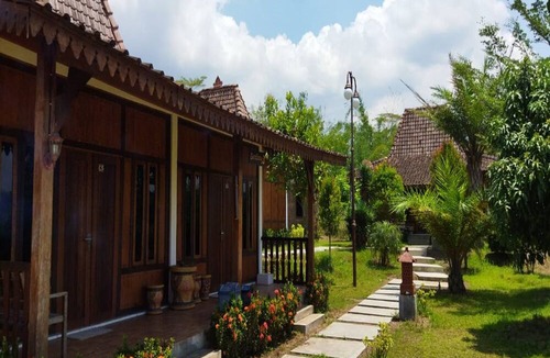 Borobudur Hotel | Borobudur Balkondes Karanganyar