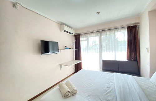 Cimahi Apartment | Simply Bright Studio Room at Gateway Pasteur Apartment