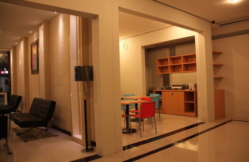 Siwalankerto Hotel | SWK 95 Hotel