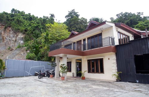 Waena Hotel | Galaxy Hotel Abepura