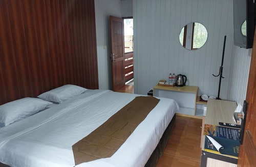 Sukapura Bed & Breakfast | Istana Bromo Resort and Resto