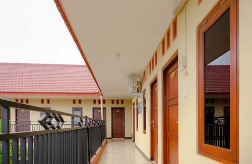 Blitar Hotel | Hotel O Panderman Residence