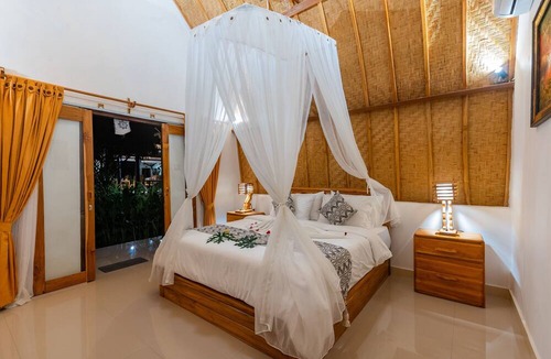 Penida Island Hotel | Penida Sunset Ocean View Bungalows