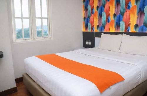 West Semarang Hotel | Front One Boutique Tugu Muda Semarang