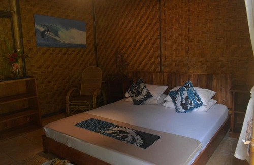 South Krui Bed & Breakfast | Krui Surfing
