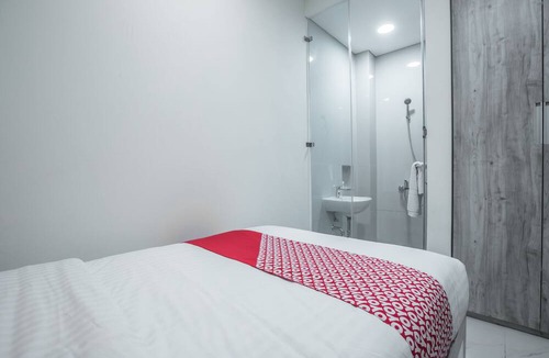 Tanjung Duren Utara Hotel | Hotel O Residence Khoe